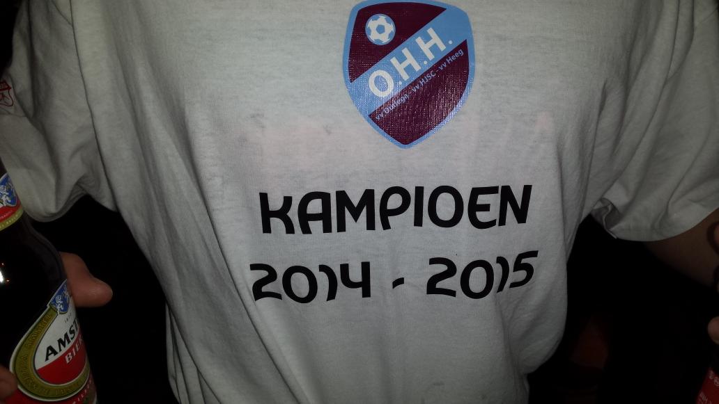 vvHJSC's tweet photo. Daar is de A1 met hun technische staf. Huldiging in volle gang! http://t.co/73dDVQgeF3