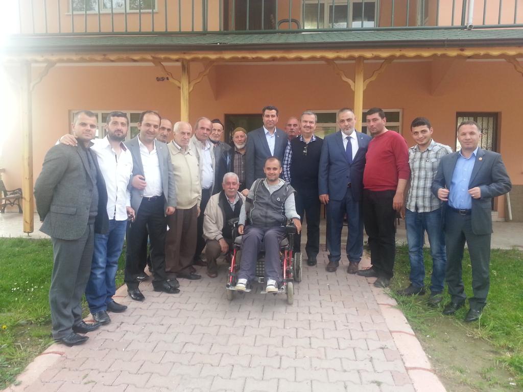 Arifiye Çınardibi Mahalle sakinlerinin misafiri olduk. <a href="/AkPartiSakarya/">AK Parti Sakarya</a>