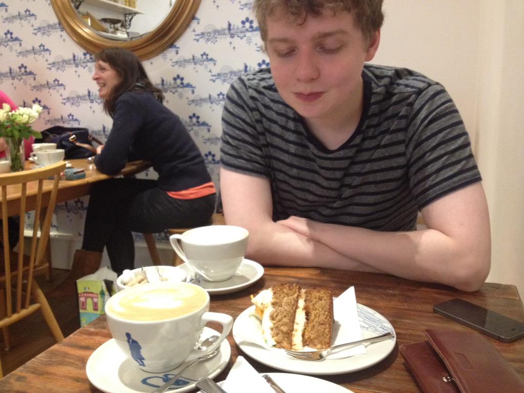 katysheen's tweet photo. Revision break treats at the new @CuckoosBakery in Bruntsfield #edinburgh http://t.co/1M2DBuP6oZ