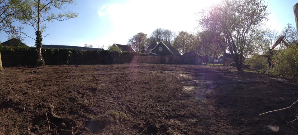 HarmenByl's tweet photo. Tuin weer spik en span dankzij @jandouweB http://t.co/ivafWZQUdE