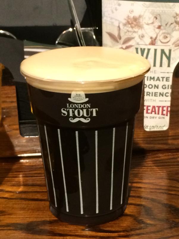 andydturner41's tweet photo. Even #prettyinplastic @OTPub #bestrugbypub @YoungsPubs @YoungsBeers http://t.co/QobrL4r8vd