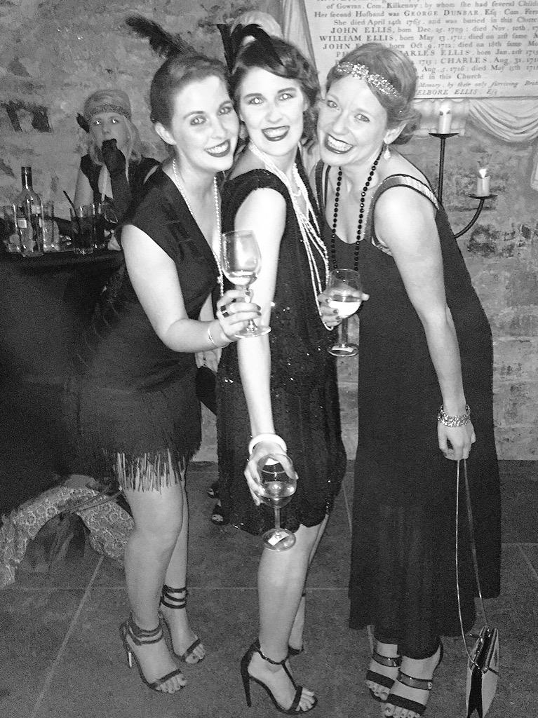 Katie_Teehan's tweet photo. #wd30 👯🍸🎉 http://t.co/b3pdxypHs0