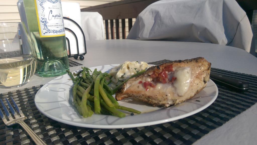 [Image: CEB-bVKWEAAeNgV.jpg:large]