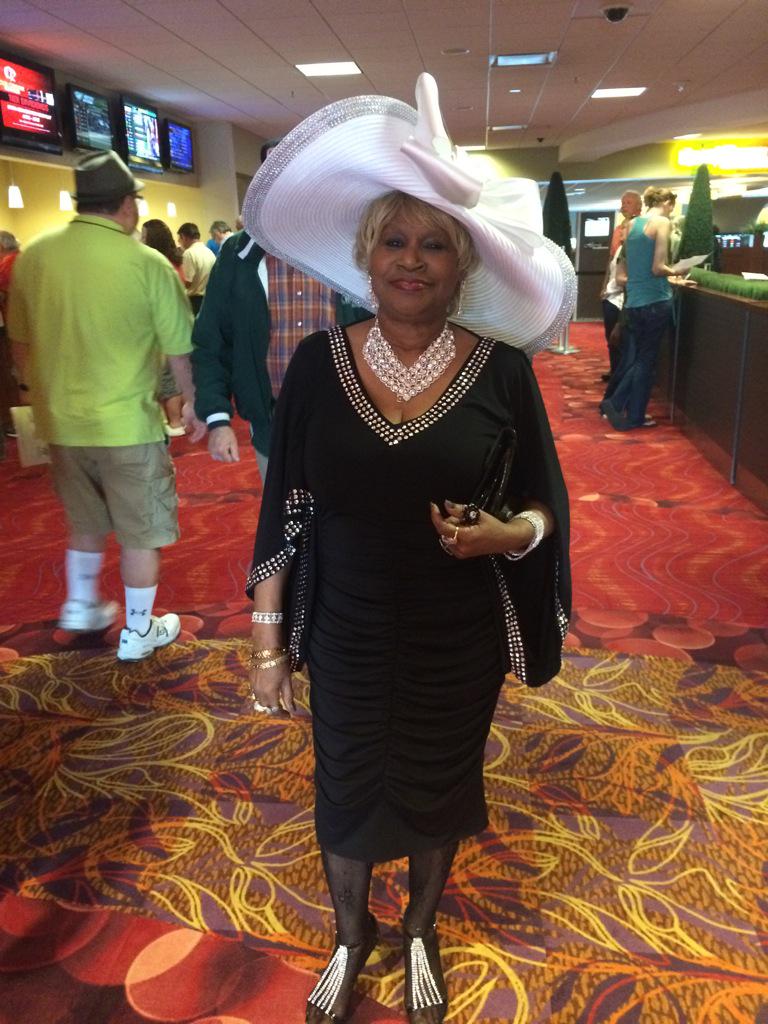 HarnessHoosier's tweet photo. @HoP_Racing #KyDerby #KYderbyfashion http://t.co/DmZj4G9wIl