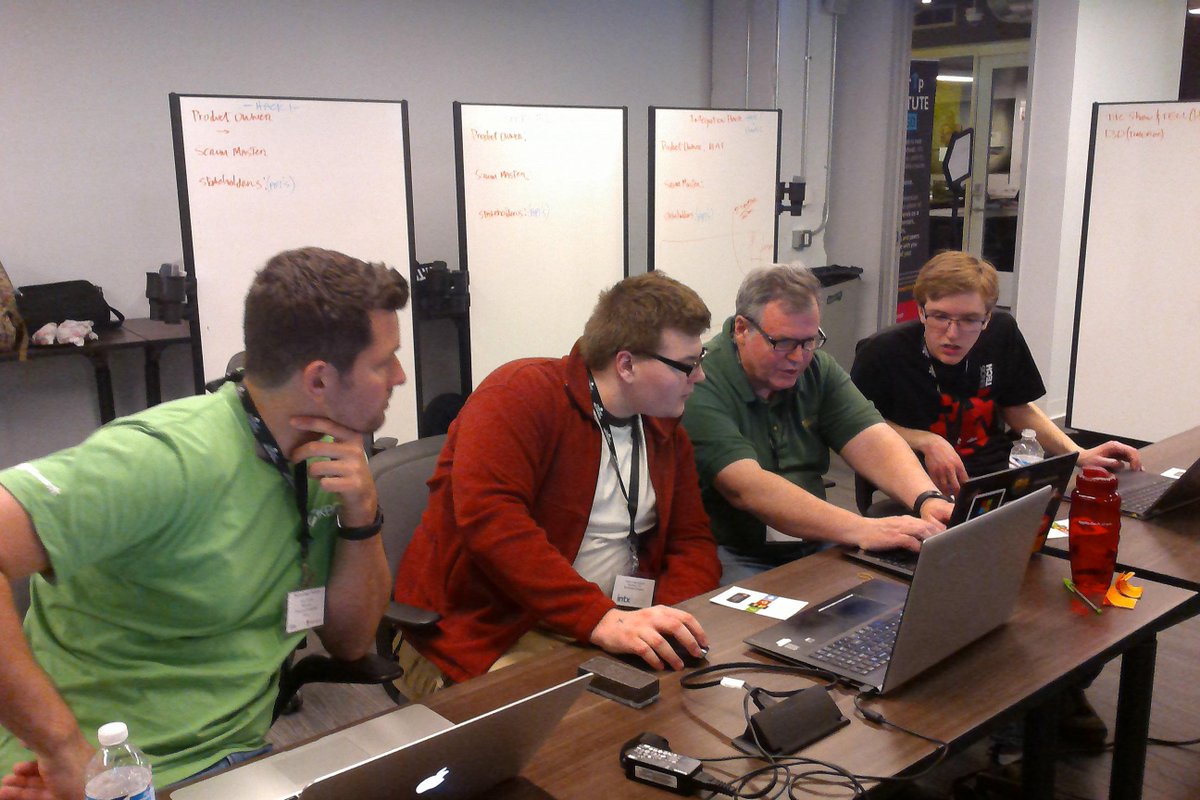 OMDigitalDesign's tweet photo. @DavidGiard and @DaveVoyles from @MSFTChicago with participants during #intxhack http://t.co/WvTqqFQatx