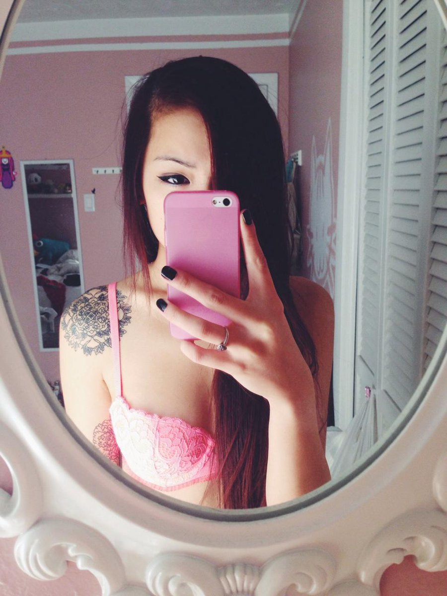 VIPEscortsNYNJ's tweet photo. Want to be in this mirror with her call her now! http://t.co/9j79a6S8s6 #aisanescorts #nycescorts #escortsnyc http://t.co/t6UWOHxkPD