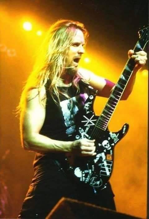 ChuckyFanego's tweet image. Dos años de la partida del más grande, LARGA VIDA A HANNEMAN!!!