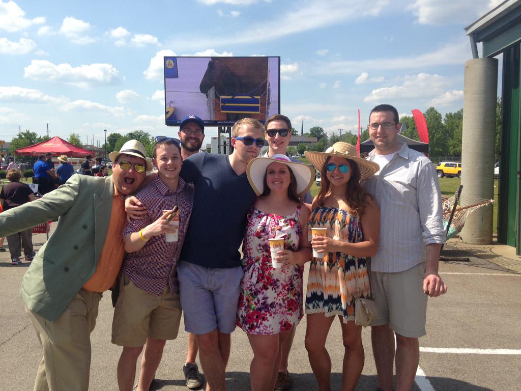 FstretchFest's tweet photo. What a day!! #FrontstretchFest #derbyday2015 http://t.co/s12HsG1qdB