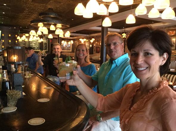 acookshomage's tweet photo. @CityOysterDB #derbyday #mintjuleps race time 6:35 http://t.co/g1jGGCgAzS