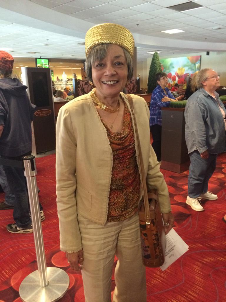 HarnessHoosier's tweet photo. @HoP_Racing #KyDerby #KYderbyfashion http://t.co/8QHBVavS1Y