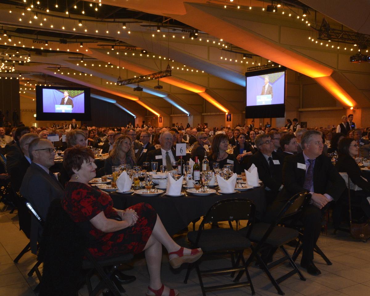 JimPrentice's tweet photo. Humbled by the amazing turnout at our Edmonton Leader's Dinner http://t.co/MYEHsmVfPb #yeg #abvote #ableg http://t.co/newZV32Kby