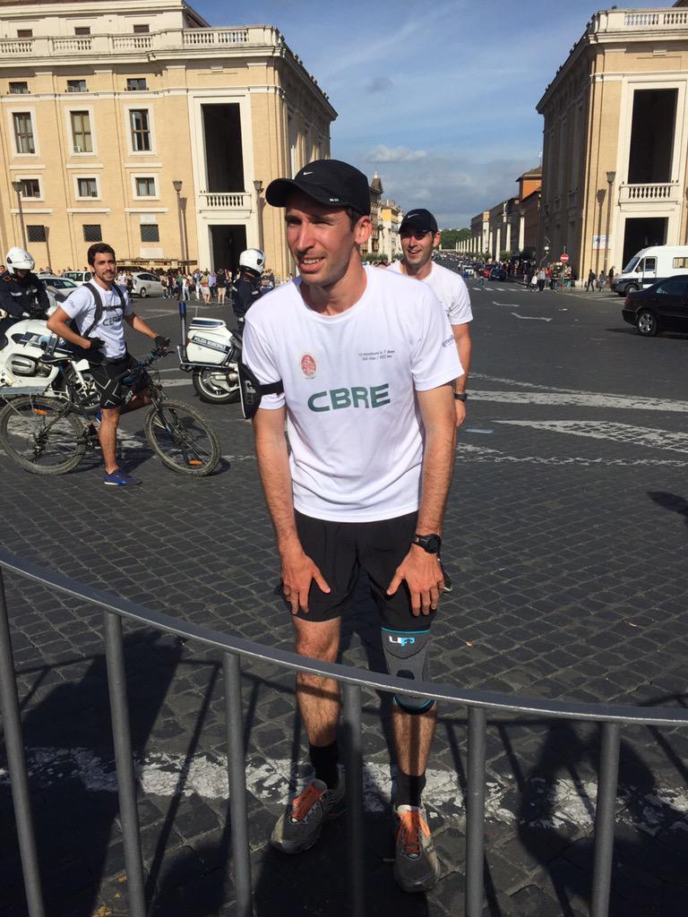Mdrskinner's tweet photo. 263 miles in 7 days! Unbelievably grateful to support team who carried me through. Body broken, feet in tatters! http://t.co/o4w9ZT21Ec