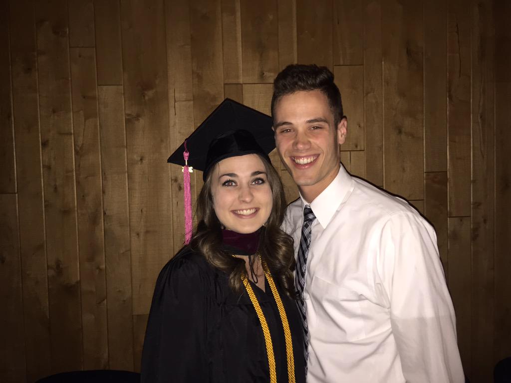 pastorrtv's tweet photo. #ORUGrad http://t.co/xy0s4QiOR2