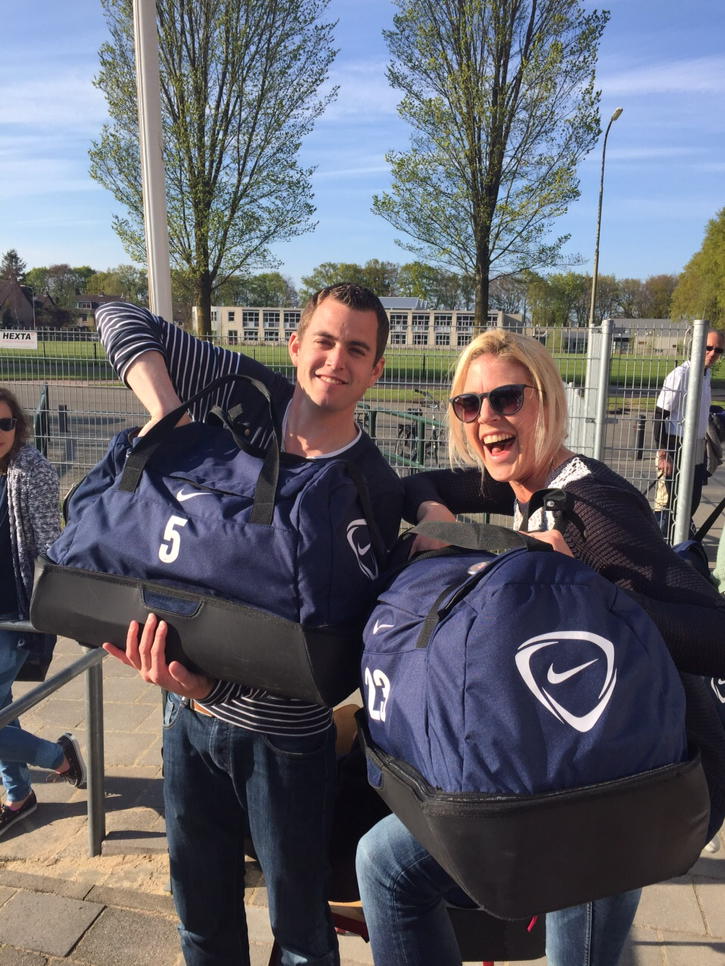 Twee Punten in de (Uni)tas