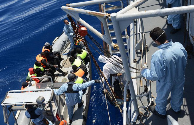 Voir l'image sur Twitter