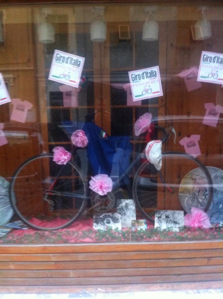 MatteoRossi1973's tweet photo. #Sciarborasca for @giroditalia #GiroLiguria2015 @ParcoBeigua @ilariamussini @giroappennino @TurismoLiguria http://t.co/JPQaGnOJti