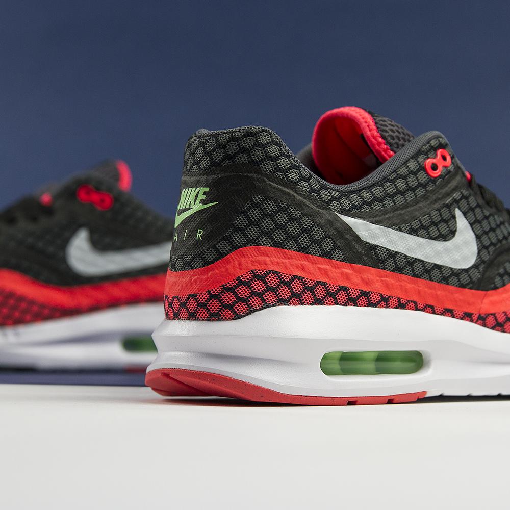 size? on "Nike Air Max 1 Breeze - Available online and in now, priced £105 http://t.co/YQAsAuv1T2 http://t.co/L2XsPXJQLv" / Twitter