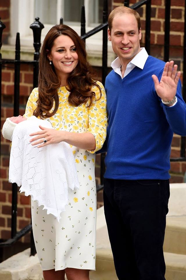 QuawtarB's tweet photo. still awaiting word of official title and name of this new royal girl #RoyalBaby http://t.co/p8LOvRwWDf