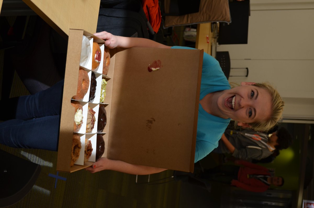 schmidtsusanr's tweet photo. So glad @pilgrimmemoirs brought the donuts! #WebChallenge #TeamBlueBison http://t.co/uQCYenxTEP