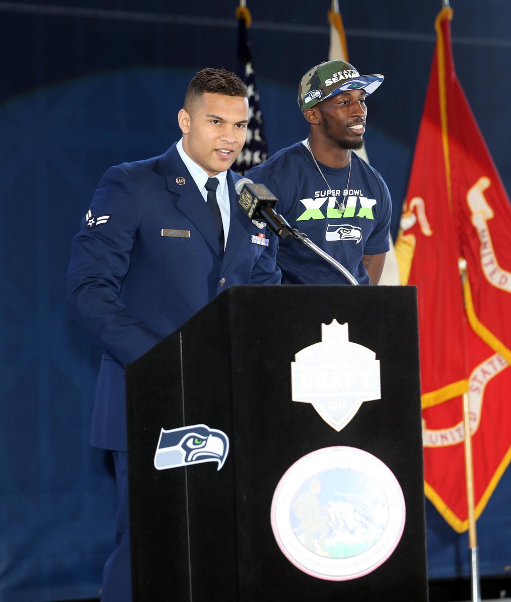 Seahawks's tweet photo. #SeahawksSalute @usairforce A1C Michael Andrews announcing #SeahawksDraft #pick209.

VIDEO [http://t.co/DeSGSjbXCi] http://t.co/4gDOnWaP7N