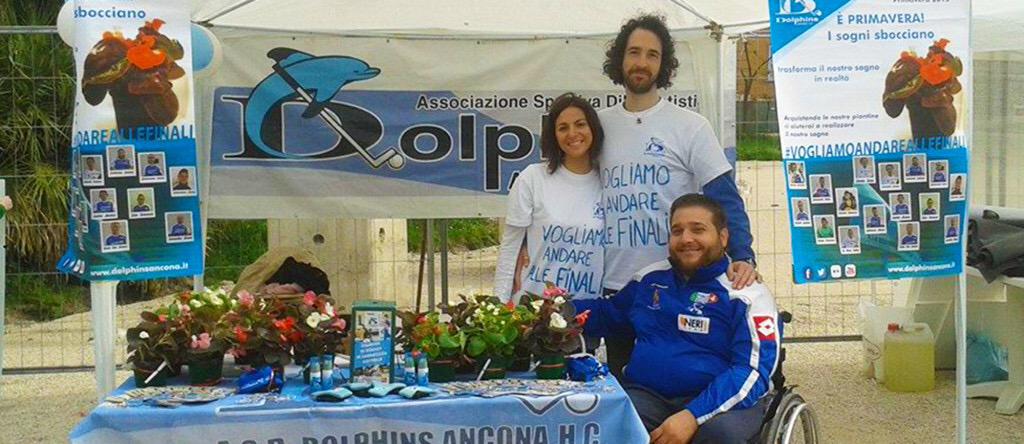 DolphinsAncona's tweet photo. #Vogliamoandareallefinali Siamo alla fiera di San Ciriaco ad Ancona dal 1 al 4 Maggio http://t.co/EA0K8QZH9l http://t.co/6CgruDphmH