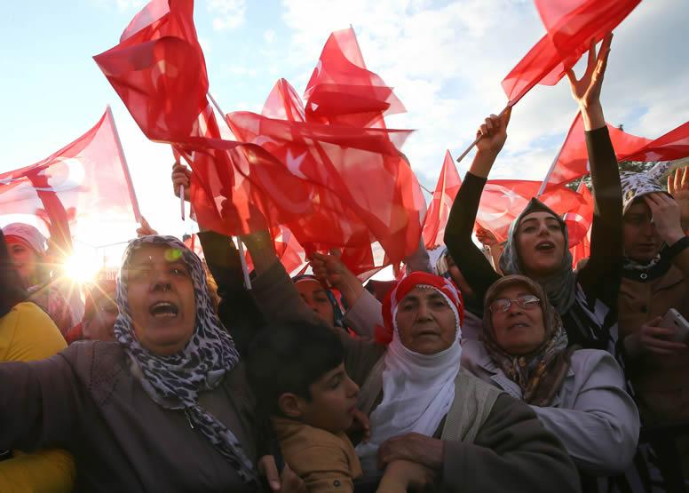 RTErdogan's tweet image. Teşekkürler Diyarbakır.