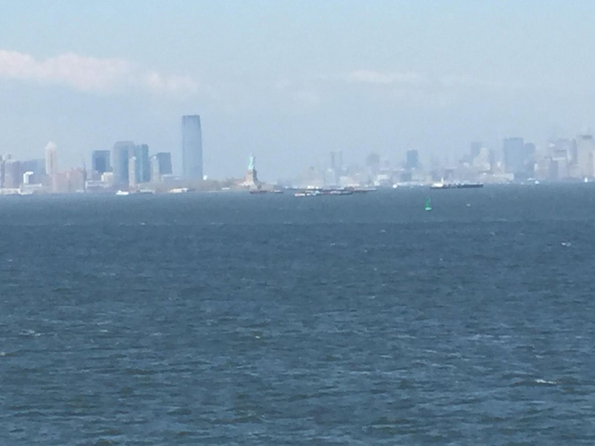 NovanTravelers's tweet photo. Staten Island  ride to Manhattan Statue of Liberty http://t.co/FjMlhvs1Ks
