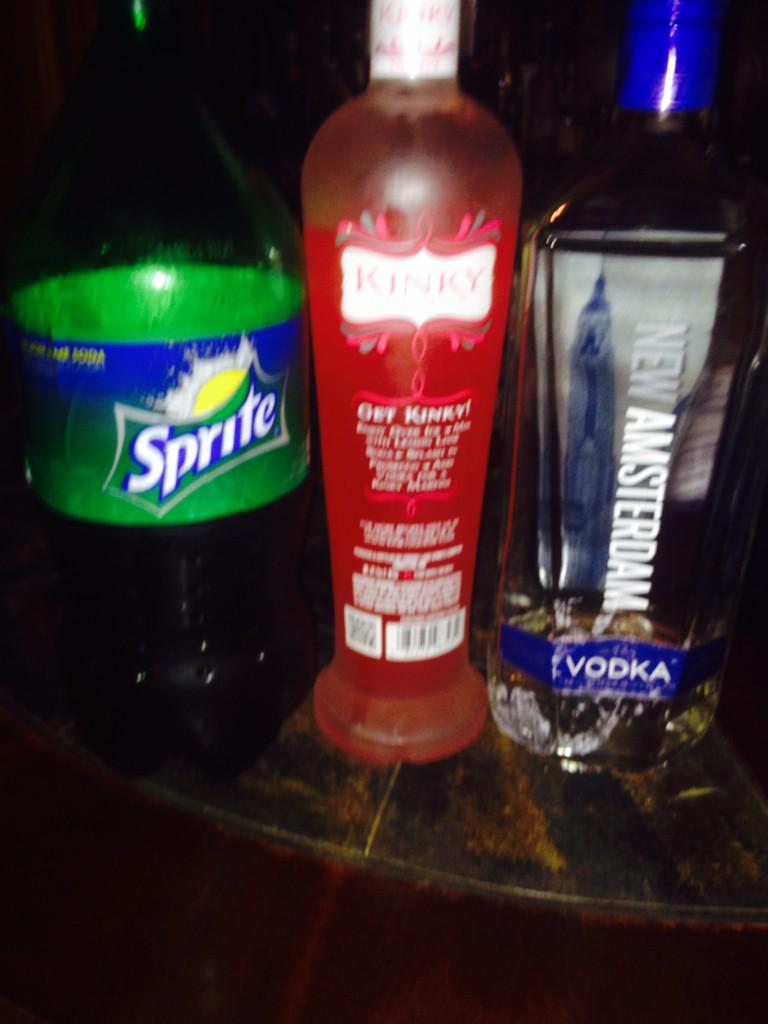 CorzaviousJ's tweet photo. The Yungins on it early.?! http://t.co/HzE2AorUpk