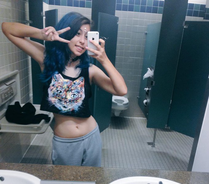 I feel hella kawaii :3 http://t.co/VtlJ46ktq1<a href="/tag/feministsareugly"class="tags"><span>#feministsareugly</span></a>