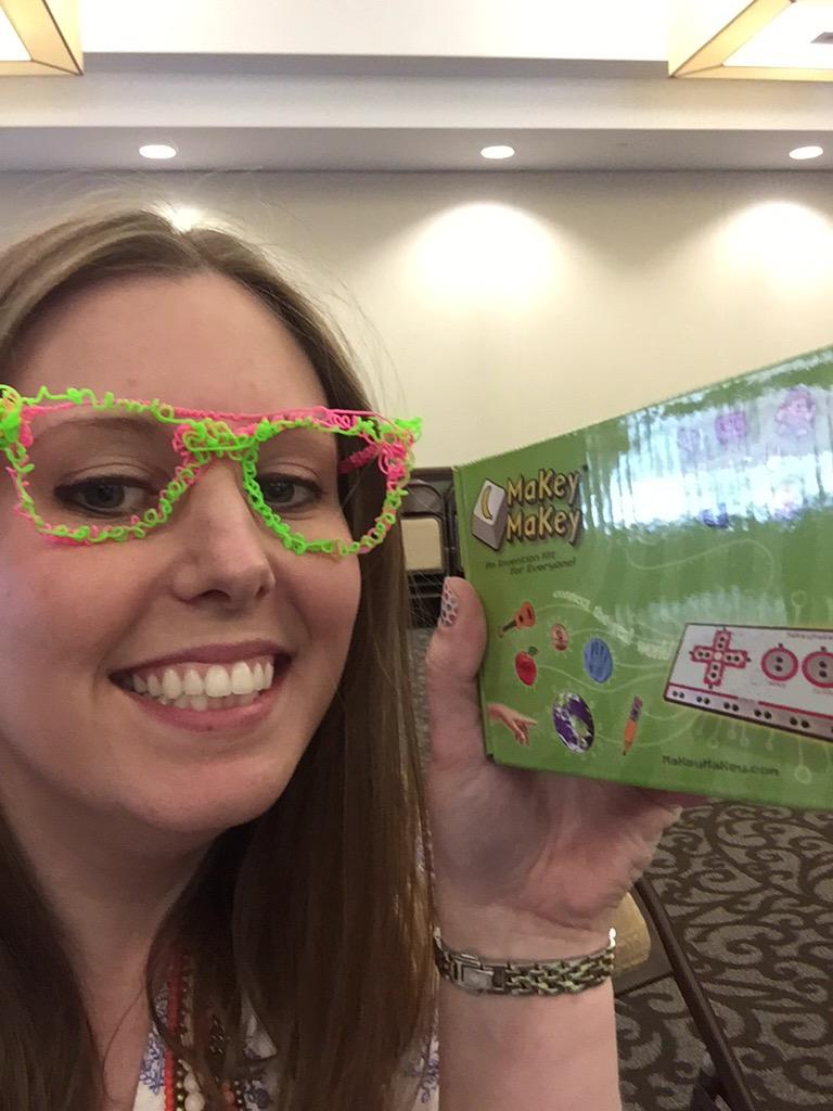 iluveducating's tweet photo. Thank you @3Doodler and @TheJoyLabz for the awesome swag from #edcampmaker !! Best day eva!!! http://t.co/8EQt6C9KIk