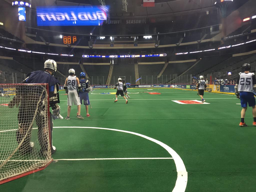 MN_YBL's tweet photo. Close game in the middle of the second quarter for the U15 Championship #PlayMNBox #Minnetonka http://t.co/5VCpf5llNp