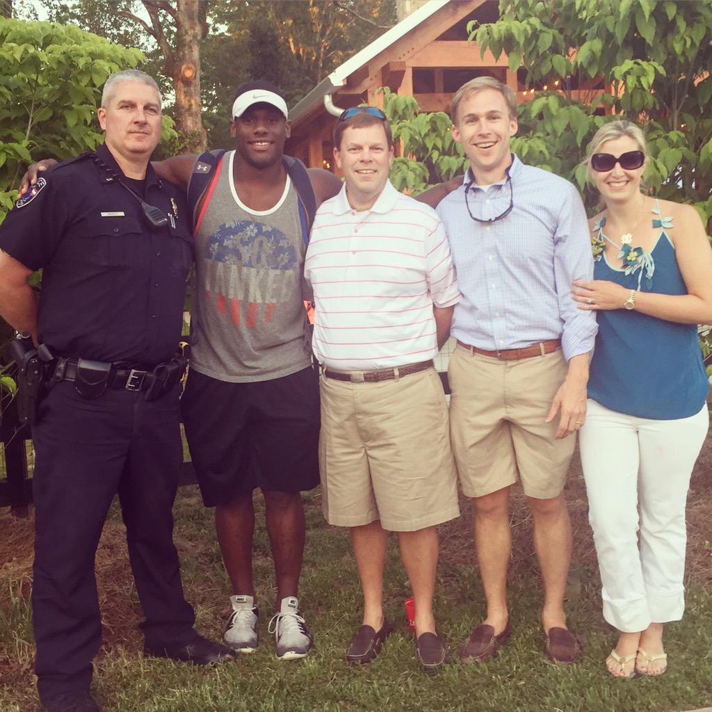 Thank you @carllawson14 for the time and picture this evening at the <a href="/cityofmiltonga/">City of Milton</a> Jubilee!  @AUanything <a href="/AUFAMILY/">AUFAMILY</a>