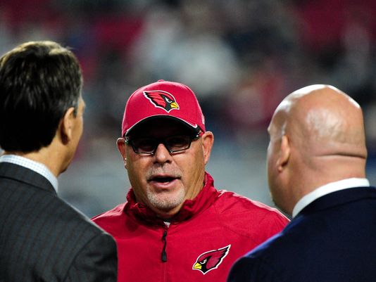 12News's tweet photo. #ArizonaCardinals trade up 7 spots to get DT #RodneyGunter. http://t.co/pV4eBfy94w http://t.co/BzoqxXWqgO