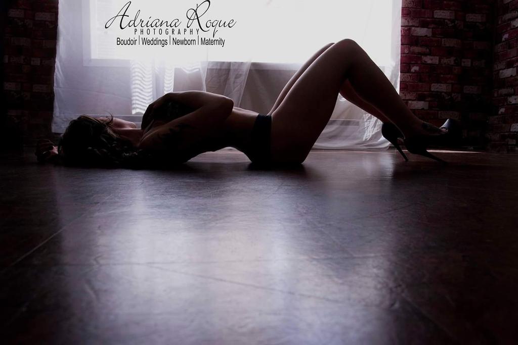 Sneek peek of my fitness boudoir shoot today