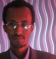 mubmal's tweet photo. Similarity face @@@PaulKagame and DG@ministry of presidential Palace Somaliland Hasan abdi Madar http://t.co/dm1G1GGMgw