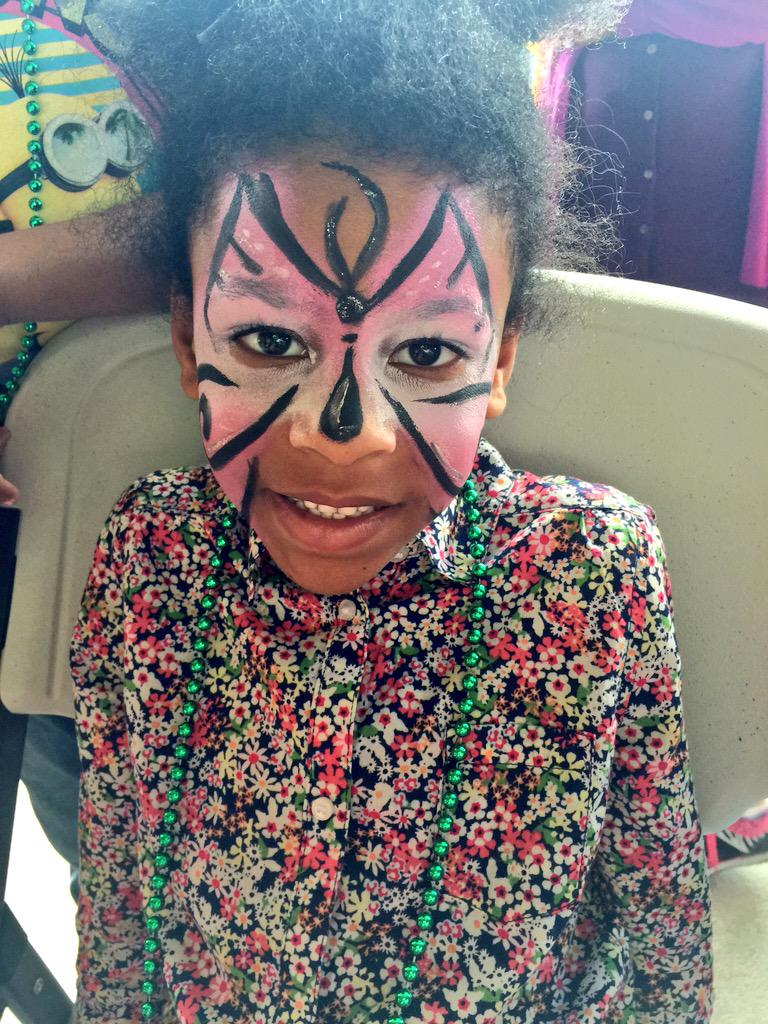 _facePAINTA's tweet photo. Had a ball @ #CongressHeightsDay! Face painted @GatewayDC all day! #savepaperpaintaface http://t.co/Ma7rU1jFpD