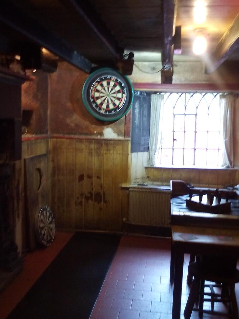 jinkyjack66's tweet photo. @Caskateer  here is that infamous dart board http://t.co/QTqFuBlobb