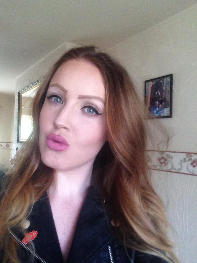 MckL87's tweet photo. Loves a gd pout #troutpout #andwit #lovethemlips http://t.co/bFq61omx7N