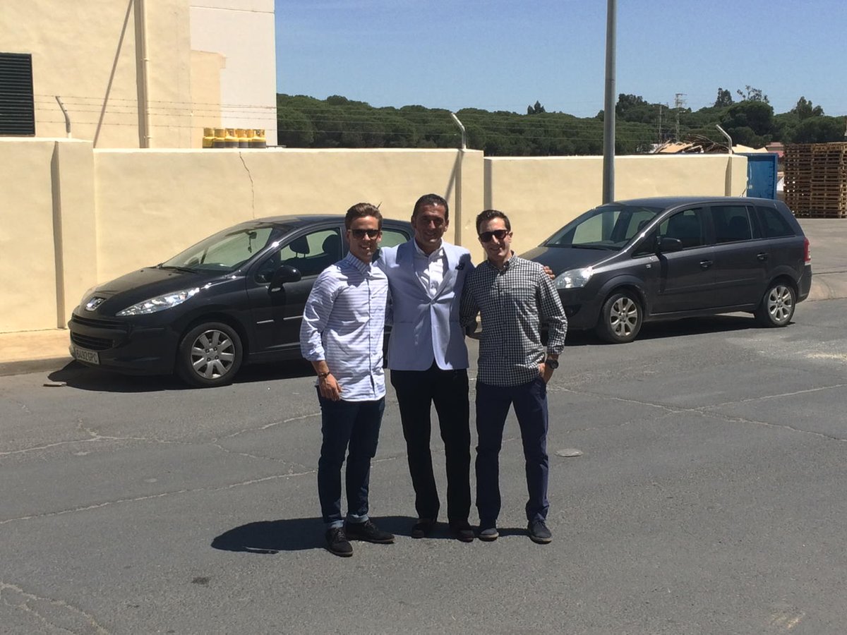 ese_edu's tweet photo. que equipazo!!! http://t.co/ApymAZ00Bs