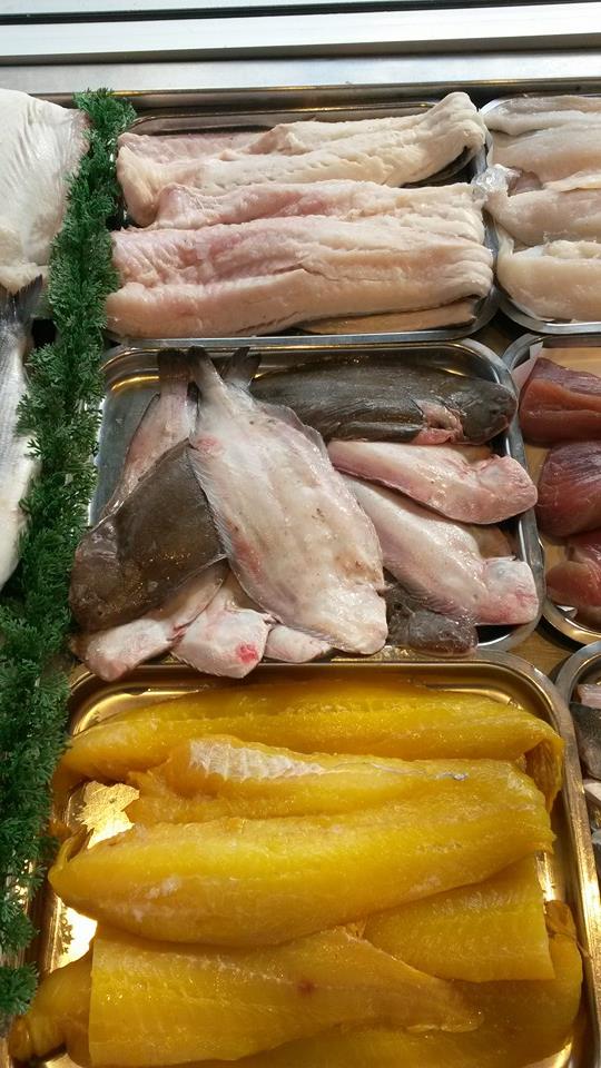 shrig48's tweet photo. thanks to  our new skipper terry dawes who brought us in some cracking fish today ,turbot john dory dover soles http://t.co/pmvWxsnlad