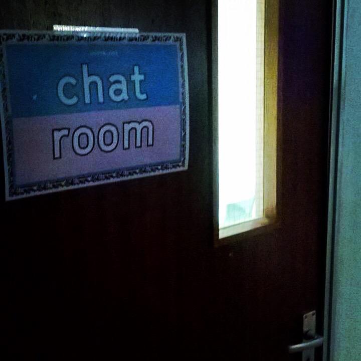 SoobaxLDN's tweet photo. #oomkirl earlier this eves  @SKStudiosNW6 @oomkzine #irlparty #internetparty 📧💻😇🌝 http://t.co/H0ZVFClb0r