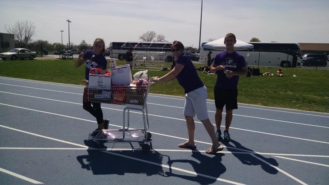 ONU_XCTF's tweet photo. GFS run (they let us borrow the cart...) #CCACTF http://t.co/rEnD69g56P