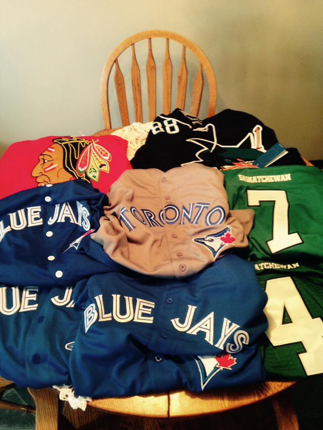 Cam_Reich's tweet image. @rwesthead Rick maybe we don't mess with this good we got going $1400 turned into $350 #SameJersey #DifferentPrice