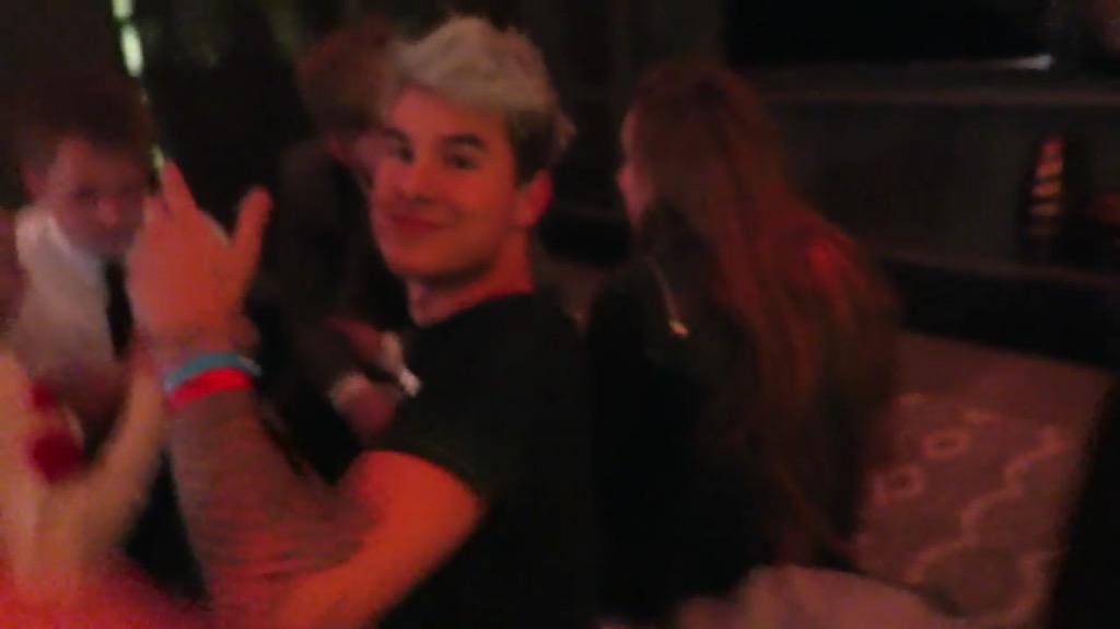 kikiscloud's tweet photo. Kian 🌚❤️ http://t.co/Qqm0CwTc6a