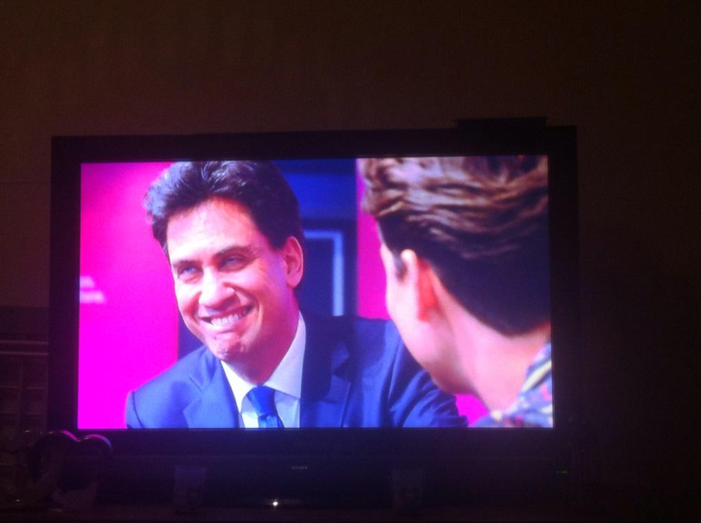 RColeArchitect's tweet photo. @Ed_Miliband that face though http://t.co/ZpEfO1xxlo