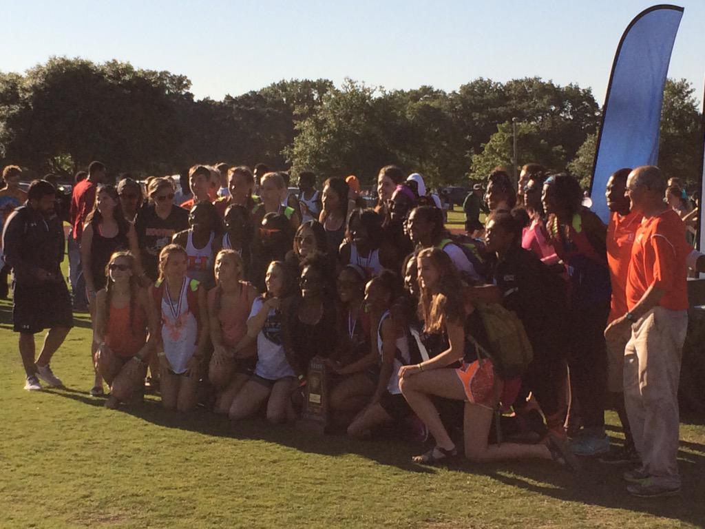 donhulin's tweet photo. Girls 7A STATE TRACK CHAMPS http://t.co/v2iv4epsaW