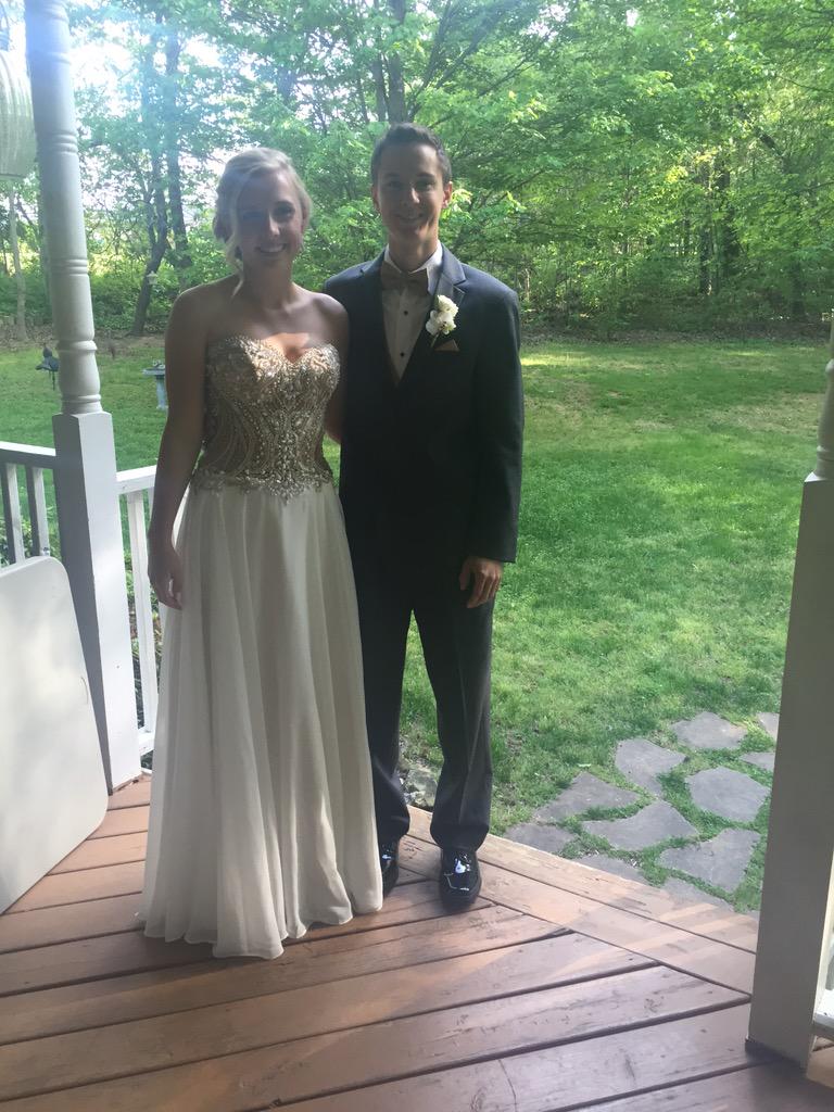 carson_ayee's tweet photo. I wouldn't have changed a thing about today! 💜 the girls looked beautiful and the men were sharp! be safe &amp; have fun! http://t.co/5gbalYcBlv