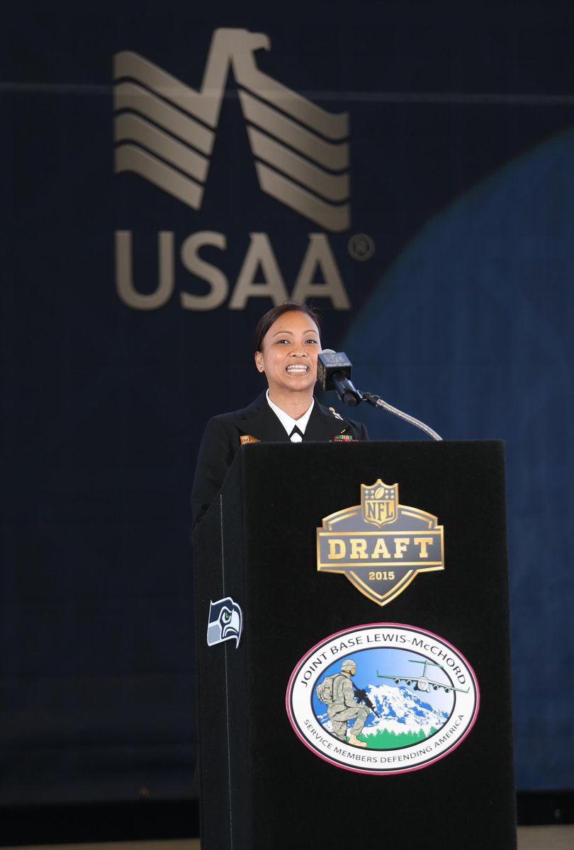 Seahawks's tweet photo. #SeahawksSalute @USNavy Chief &amp; @Mil_SeaHawkers Mila Lucina with #Pick248.

VIDEO [http://t.co/4B1crSkbwB] http://t.co/oU8mltkkVd
