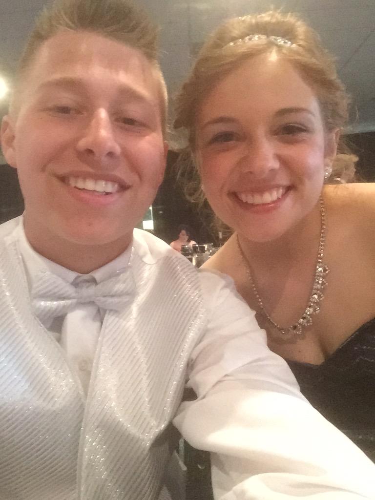 BReinke_'s tweet photo. #JeffersonProm http://t.co/aMiUMz0sTy