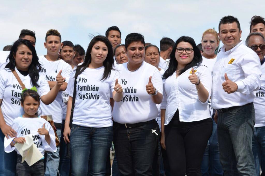 LicNadiaGarza's tweet photo. #YoTambiénSoySilvia #Monterrey #MacroPlaza http://t.co/Fi4HGJLkmX